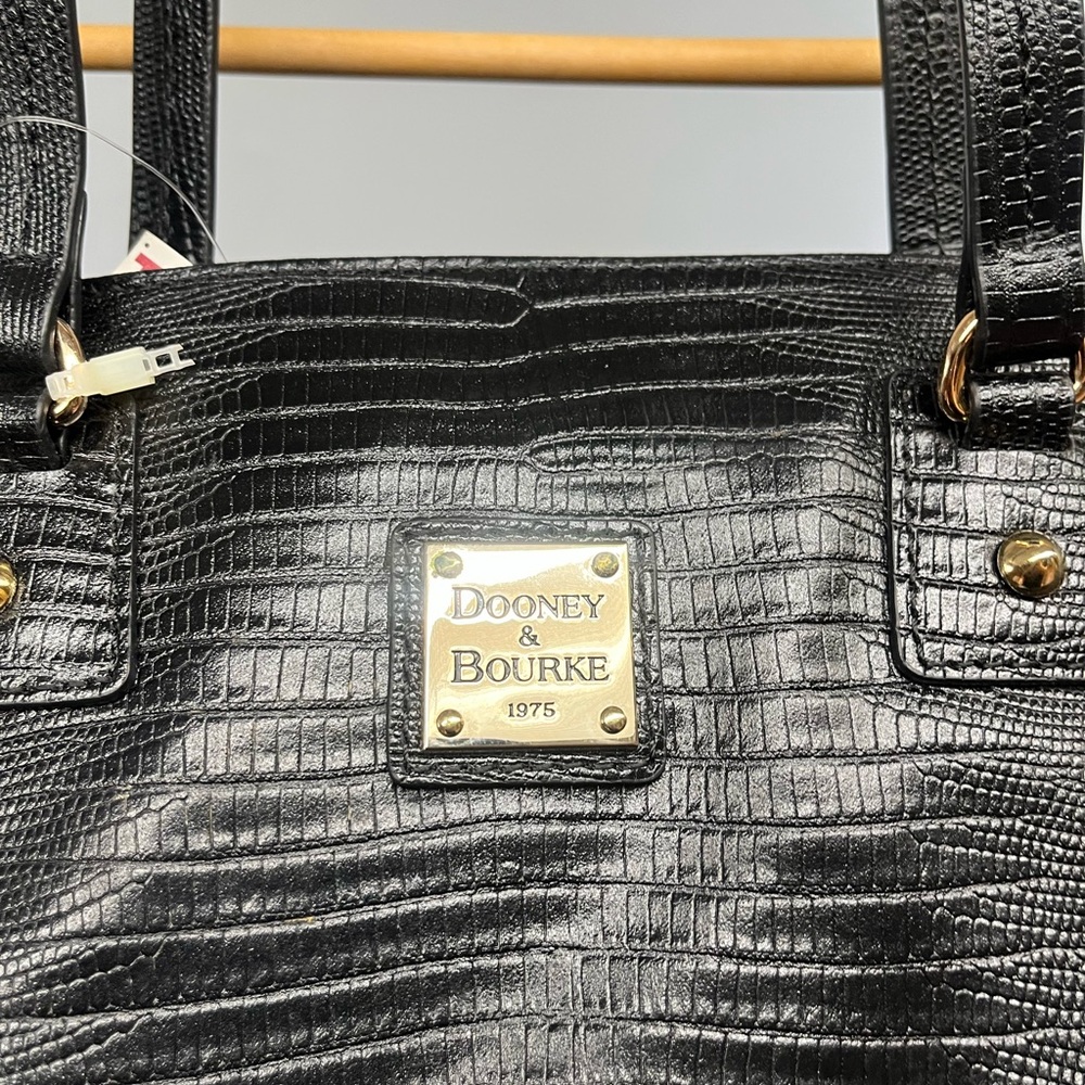 Dooney & Bourke Black Large Crocodile Pattern Bag “Fanny” - Picture 2 of 15